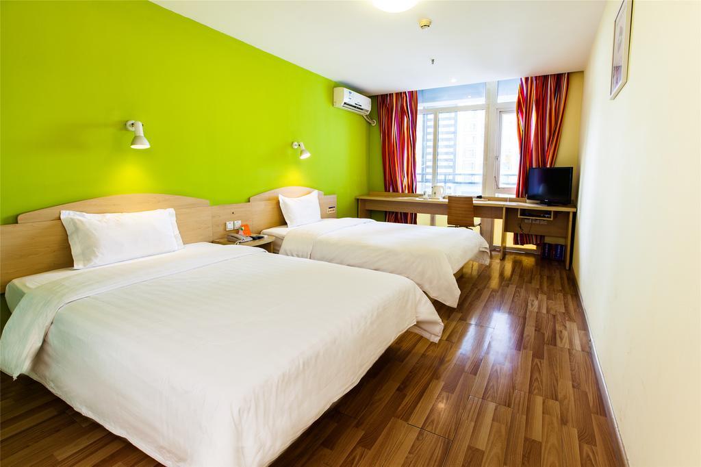 7Days Inn Premium Guangzhou Tianhe West Tiyu Road Subway Station Szoba fotó