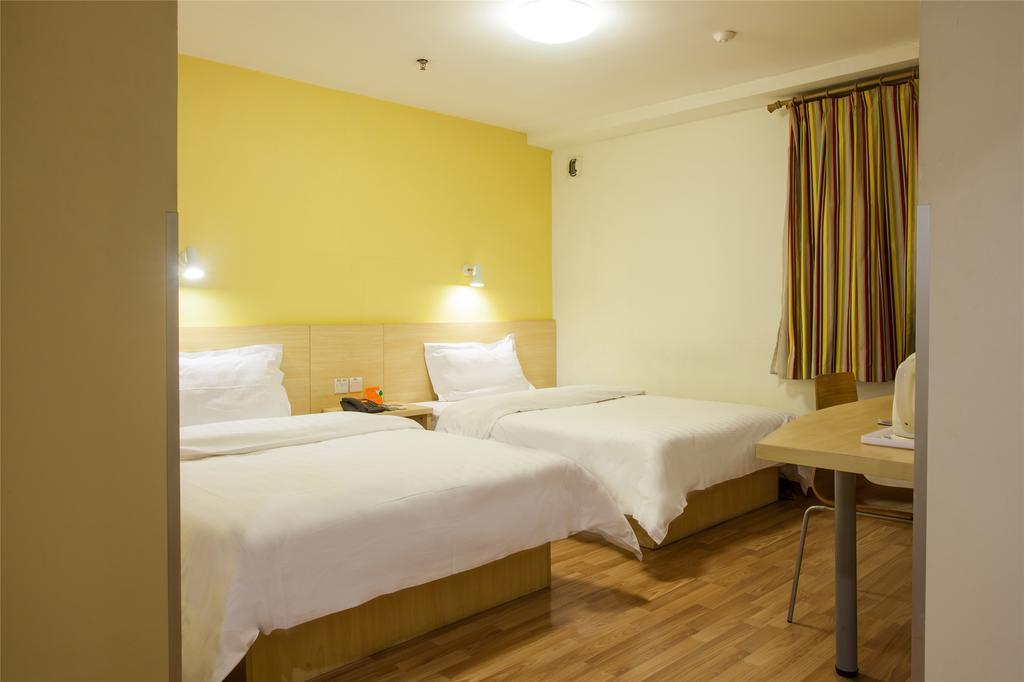 7Days Inn Premium Guangzhou Tianhe West Tiyu Road Subway Station Kültér fotó