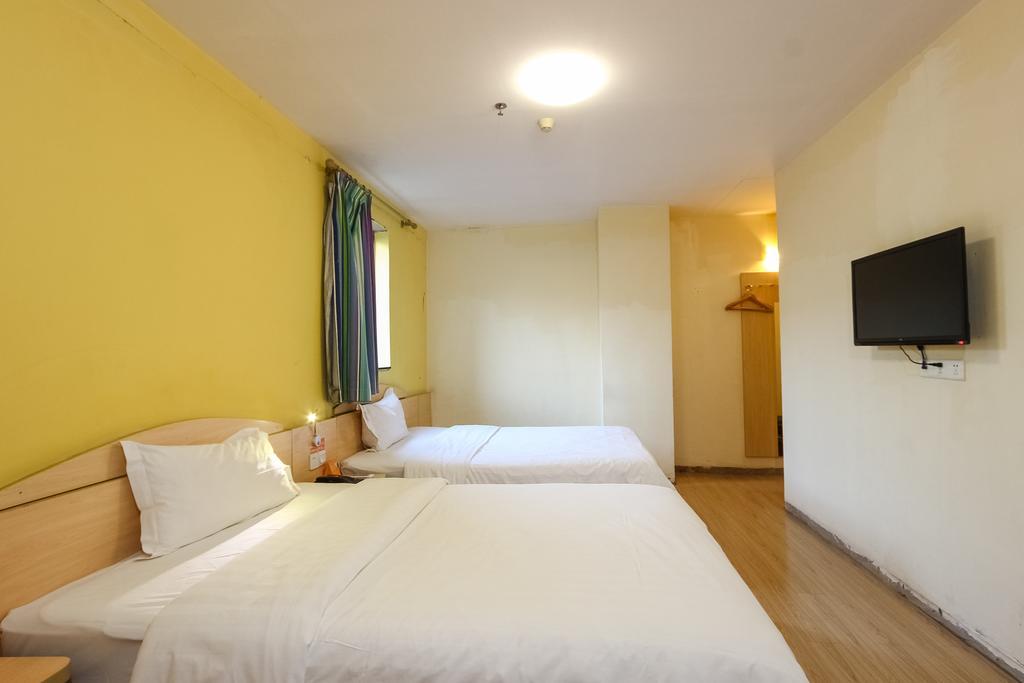 7Days Inn Premium Guangzhou Tianhe West Tiyu Road Subway Station Kültér fotó