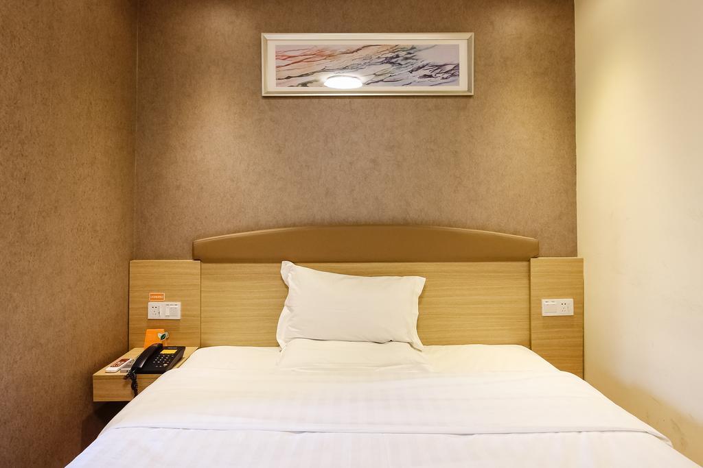 7Days Inn Premium Guangzhou Tianhe West Tiyu Road Subway Station Kültér fotó
